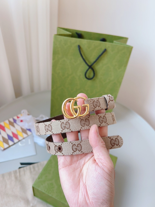 スーパーコピーグッチベルト素材ディテール